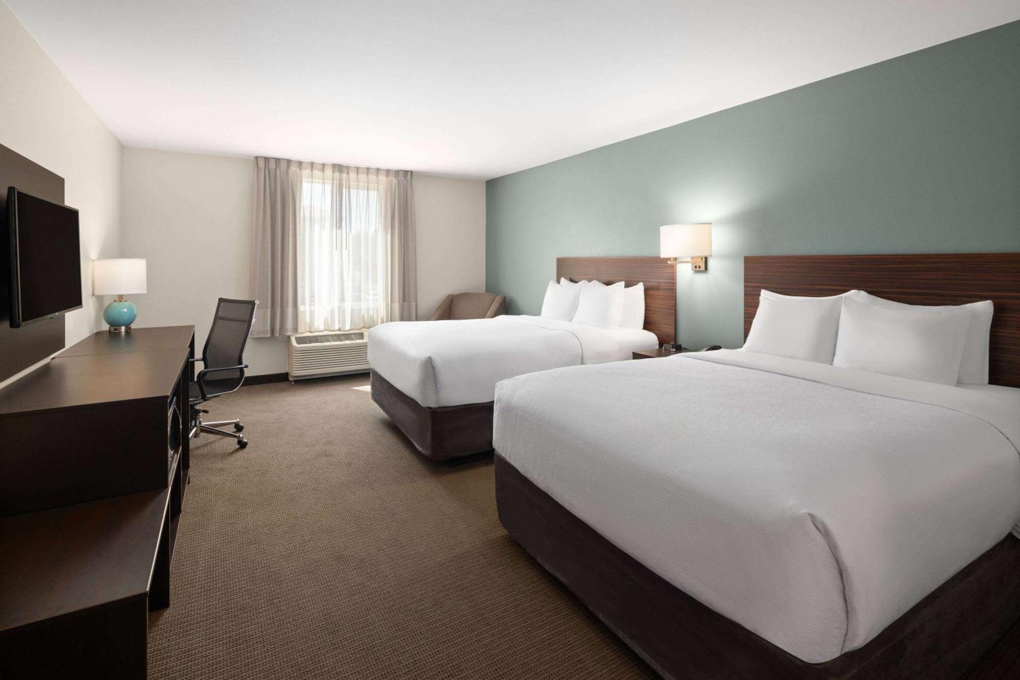 La Quinta Inn & Suites By Wyndham ワナッチー エクステリア 写真